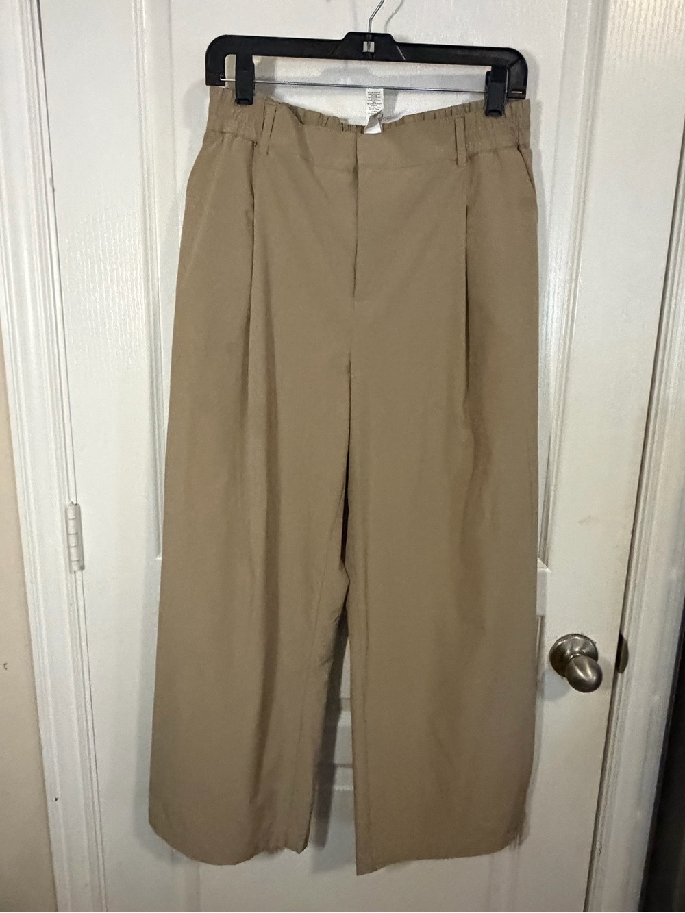 ALO Yoga Tan Drawstring Waist Pants